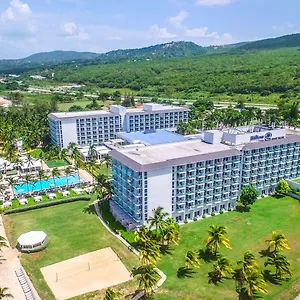 Dreams Rose Hall & Resort